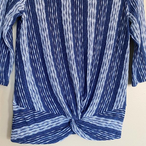 W5 half sleeve striped twist knit blue white top - Picture 3 of 4